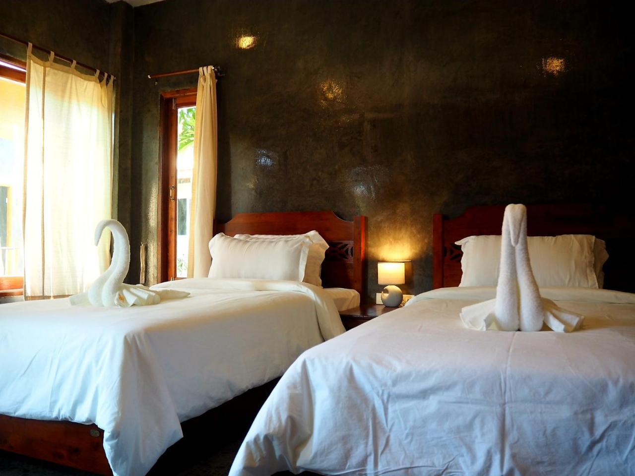 Nawiengkaeriverview Resort Mukdahan Bagian luar foto