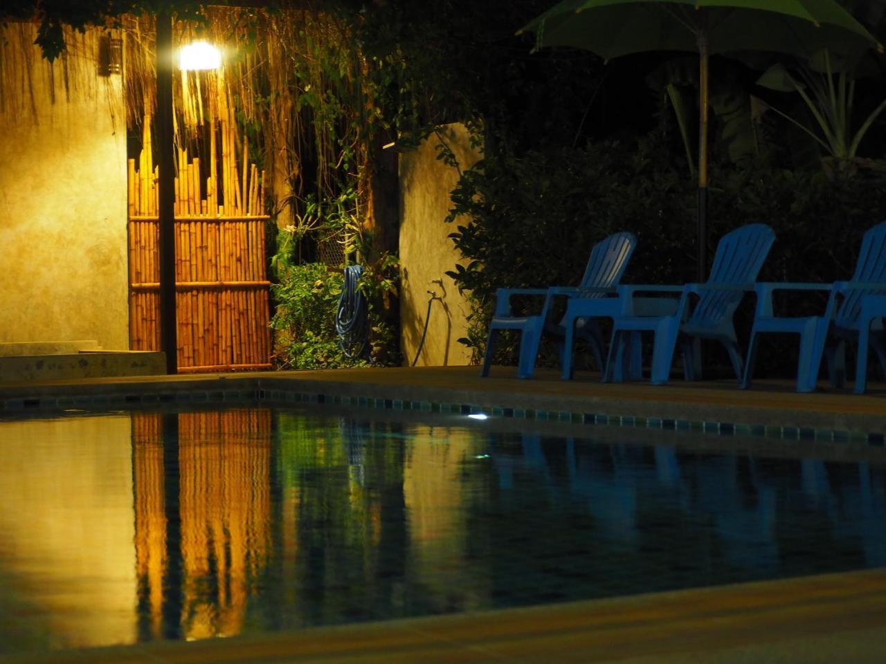 Nawiengkaeriverview Resort Mukdahan Bagian luar foto