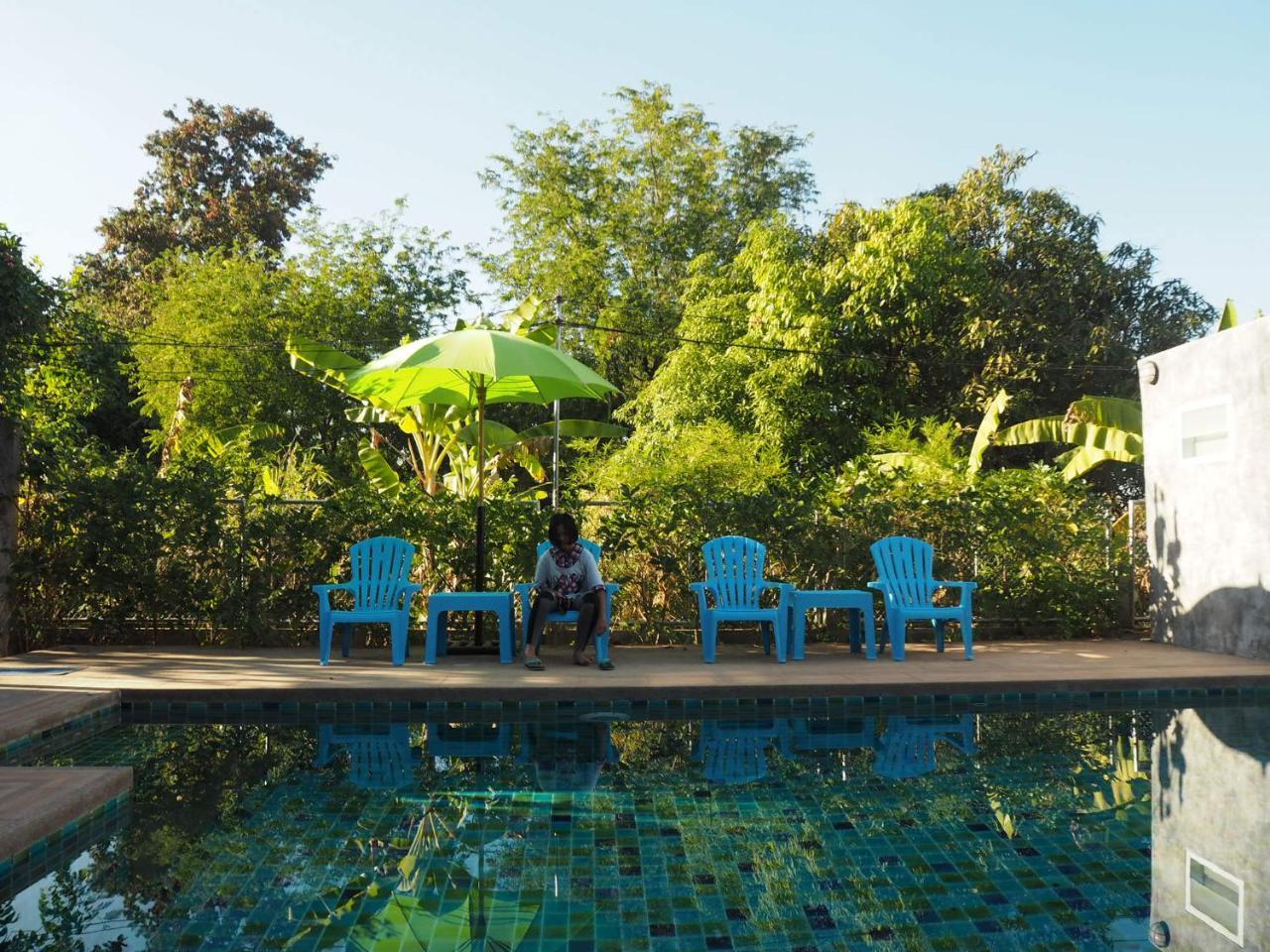 Nawiengkaeriverview Resort Mukdahan Bagian luar foto