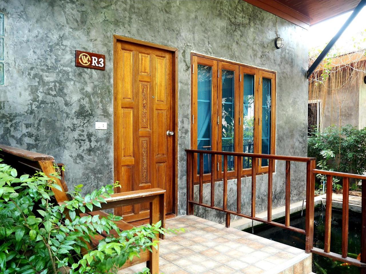 Nawiengkaeriverview Resort Mukdahan Bagian luar foto